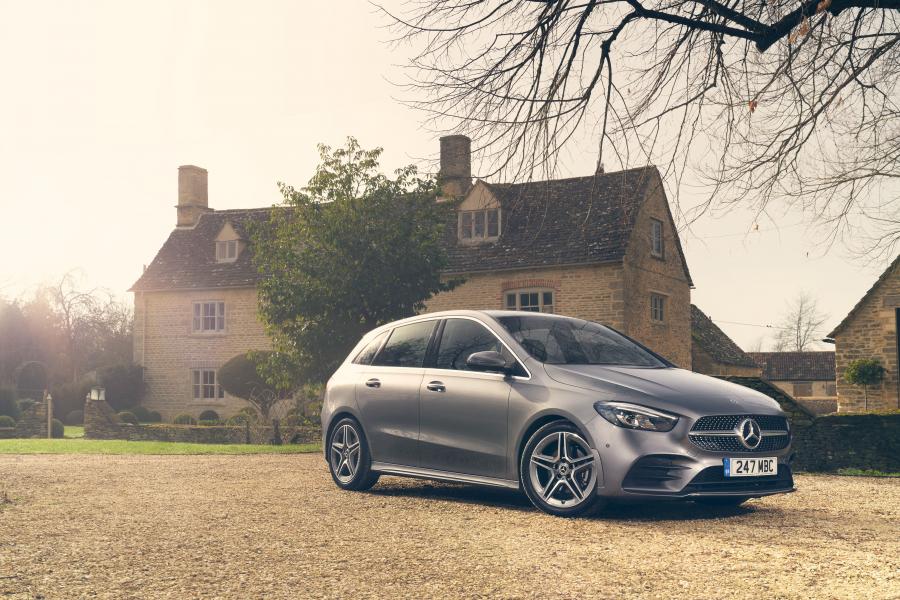  Mercedes-Benz B200 d AMG Line (W247) 2019 года  (UK) (фото 1 из 40)
